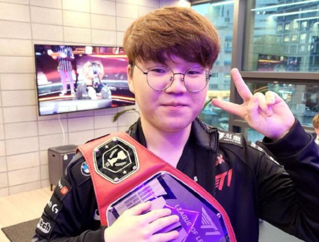 复提到的两 复提到的两